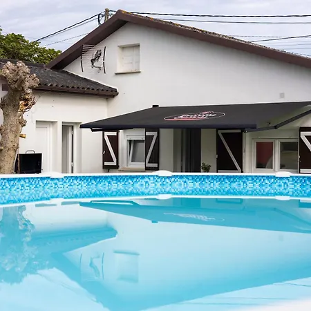 Catedrales - Piscina Privada - Frente A La Playa - Amplio Jardín *