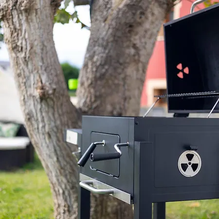 Catedrales - Frente A La Playa - Amplio Jardin - Piscina